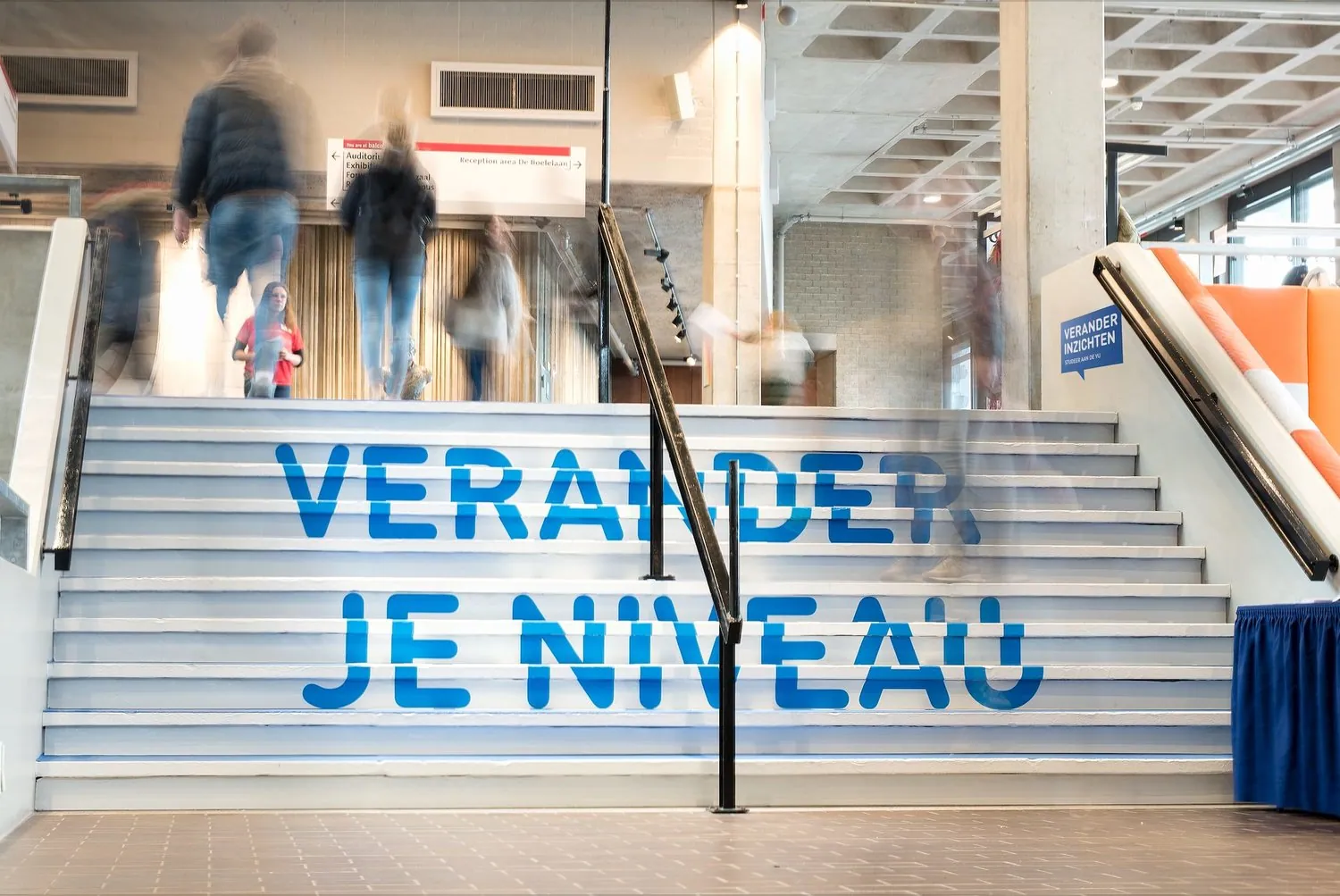 Tweede beeld VU Verander je wereld online